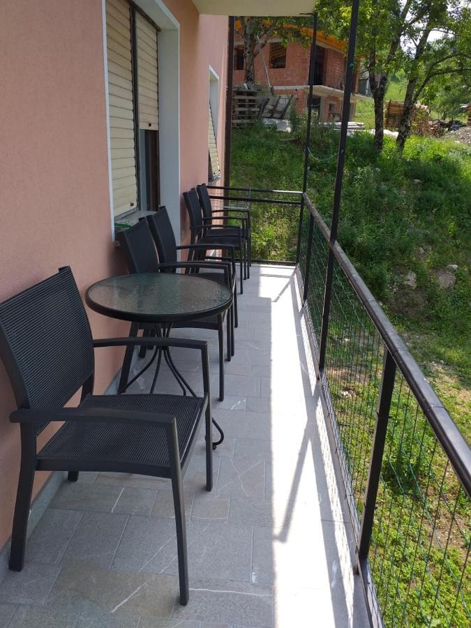 Apartmaji Ursic Kobarid Exteriér fotografie