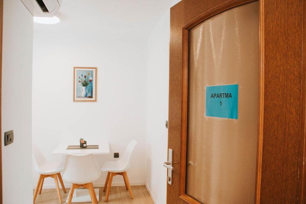 Apartmaji Ursic Kobarid Exteriér fotografie
